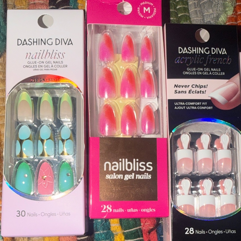 Dashing diva Press-On Nails Assortment - Pink, White, Blue & Multicolor